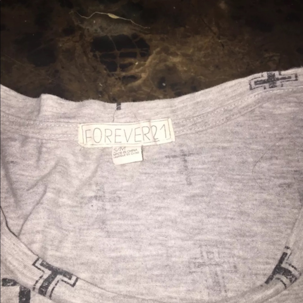 🌟Forever 21 T-shirt🌟